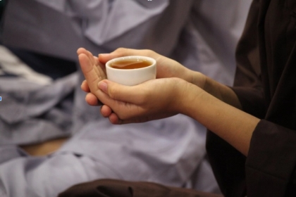 Muốn hạnh phúc, hãy biết thương mình!